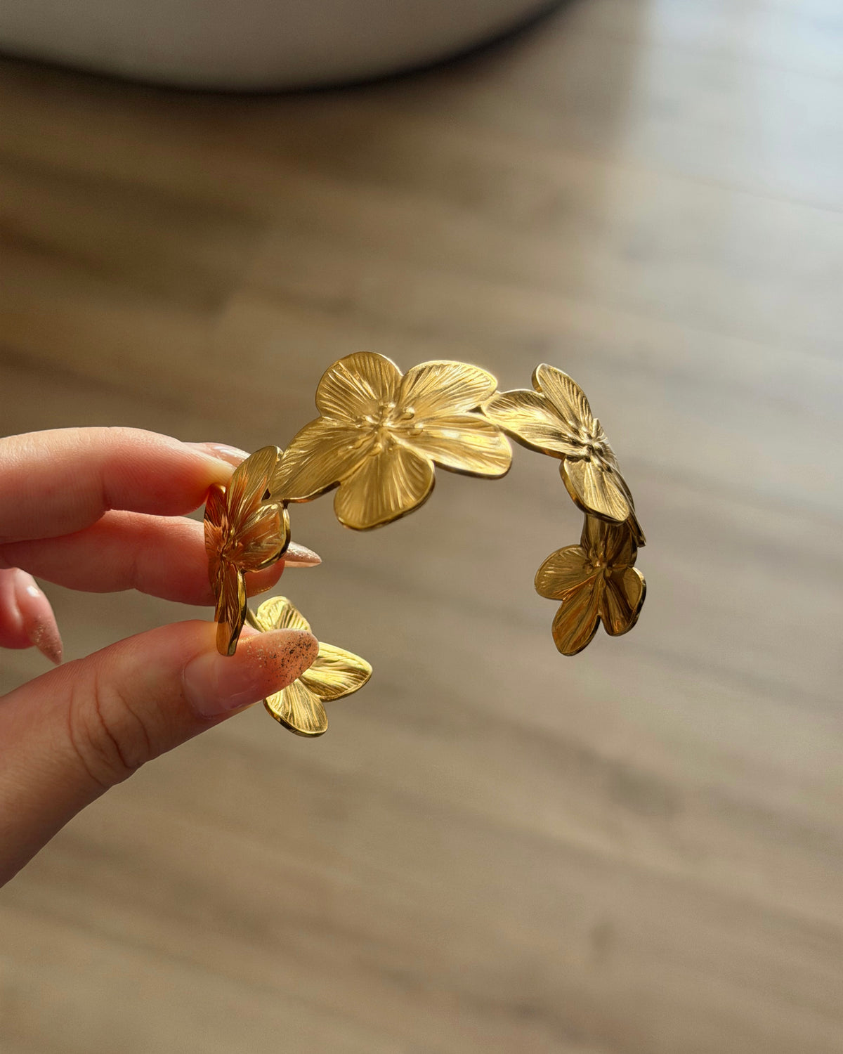 Flower hand cuff bracelet