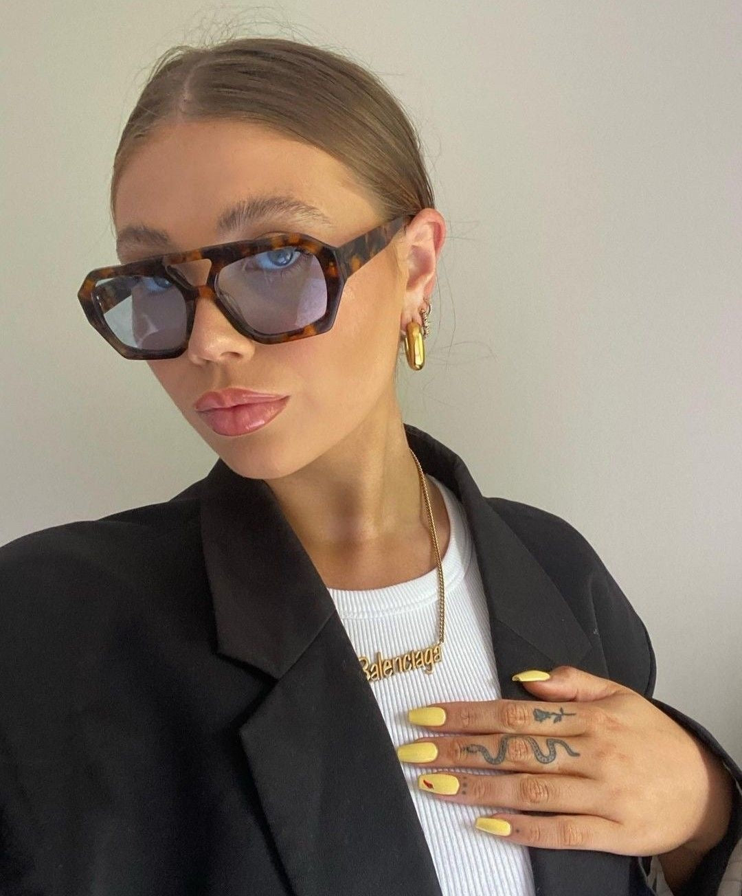 Leopard and blue bold sunglasses