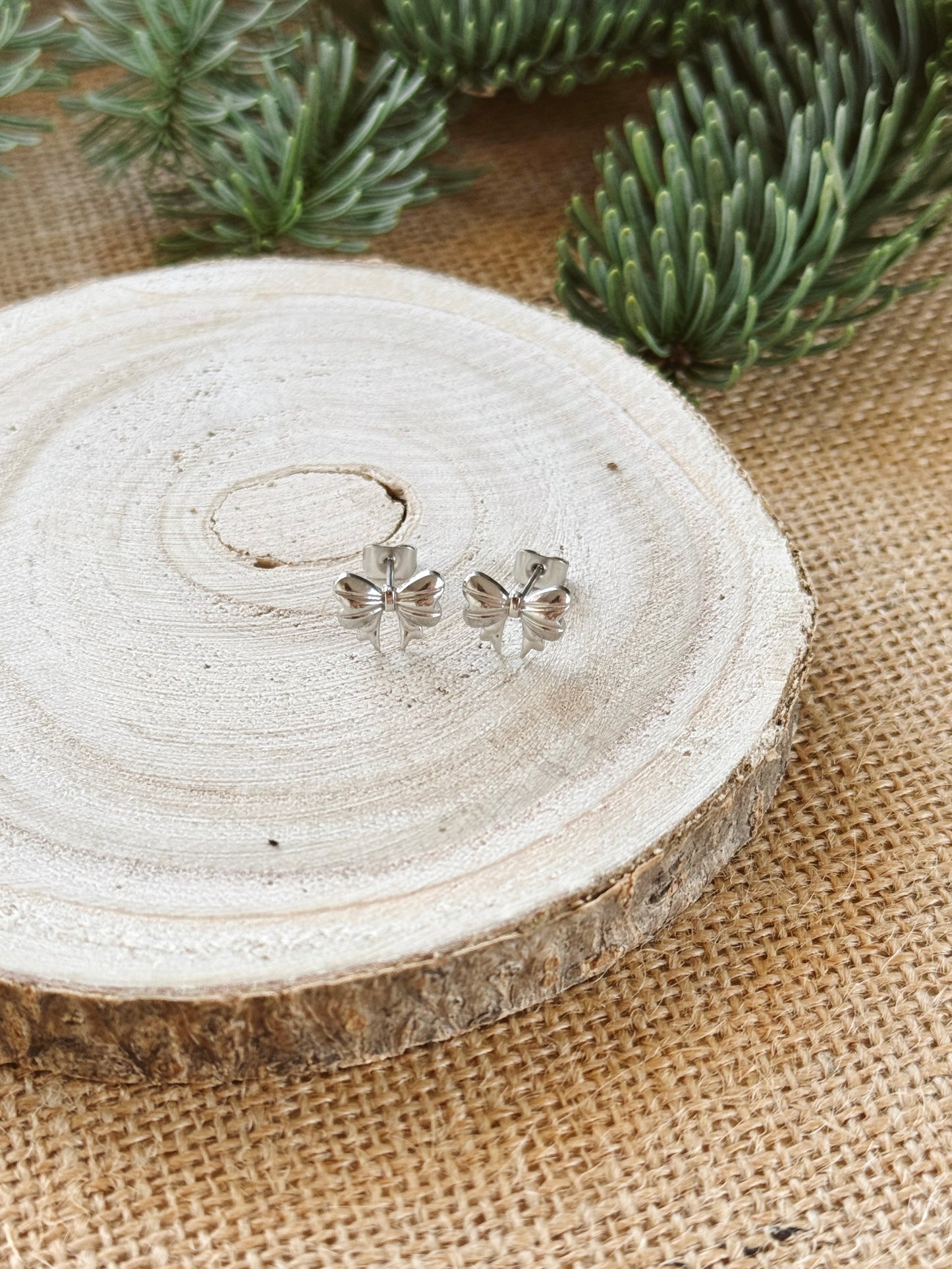 Small Bow earrings