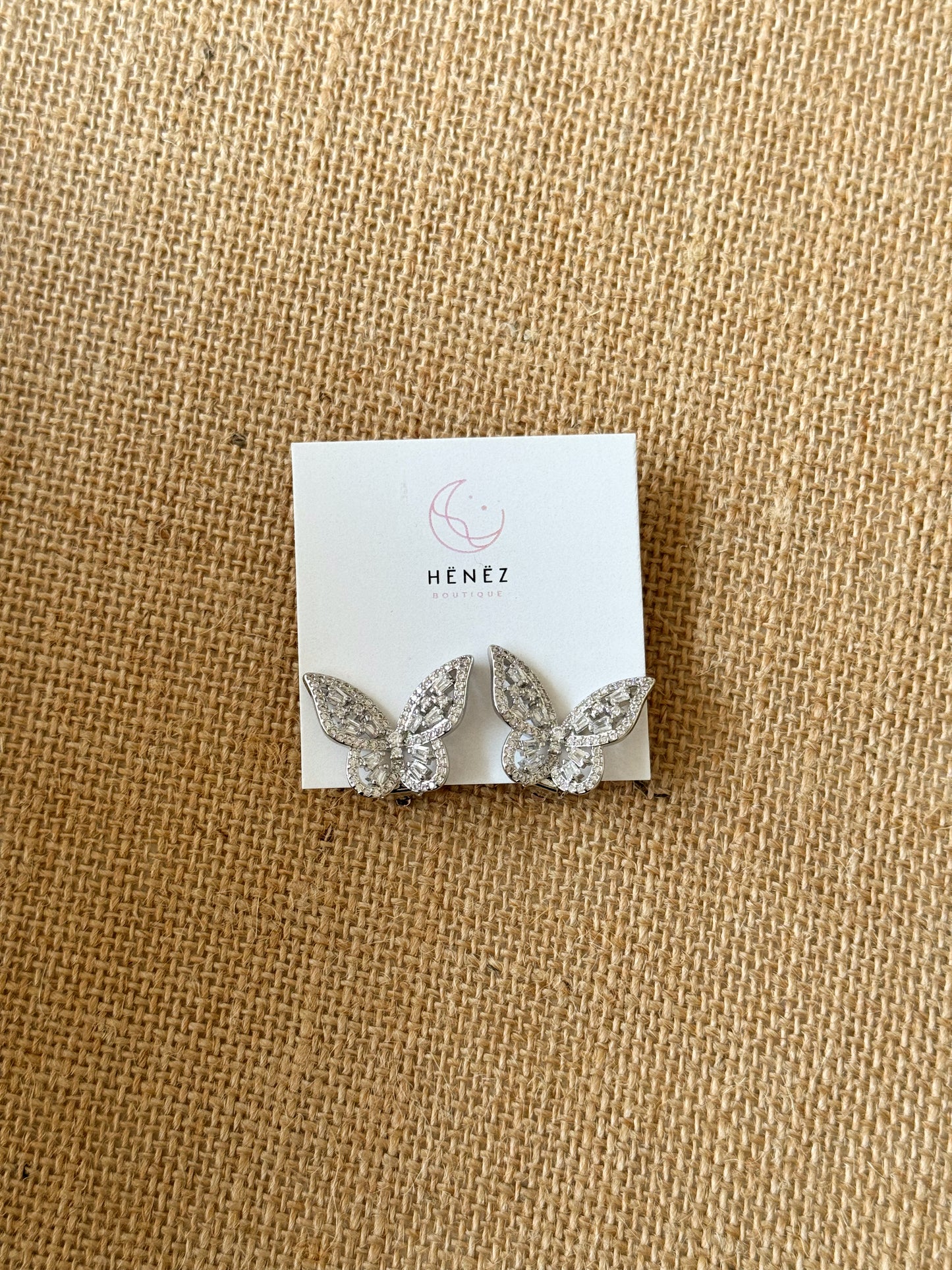 Butterfly silver Clip on earrings (no piercing)