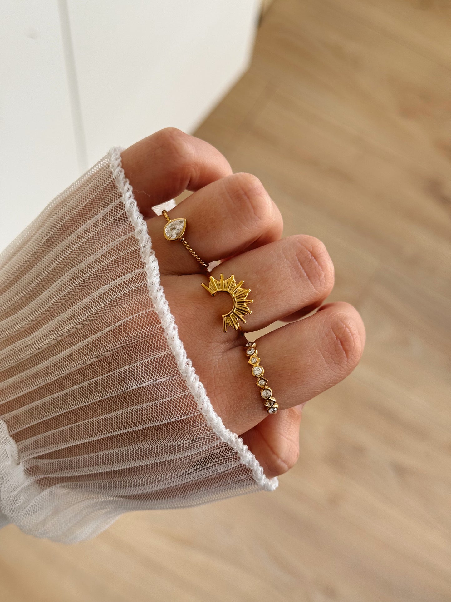 3 rings sunny set