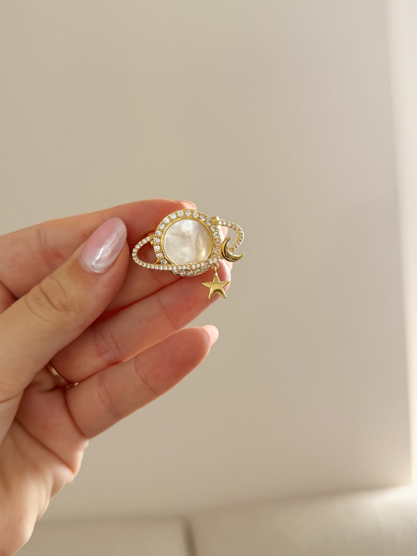 Saturn brooch