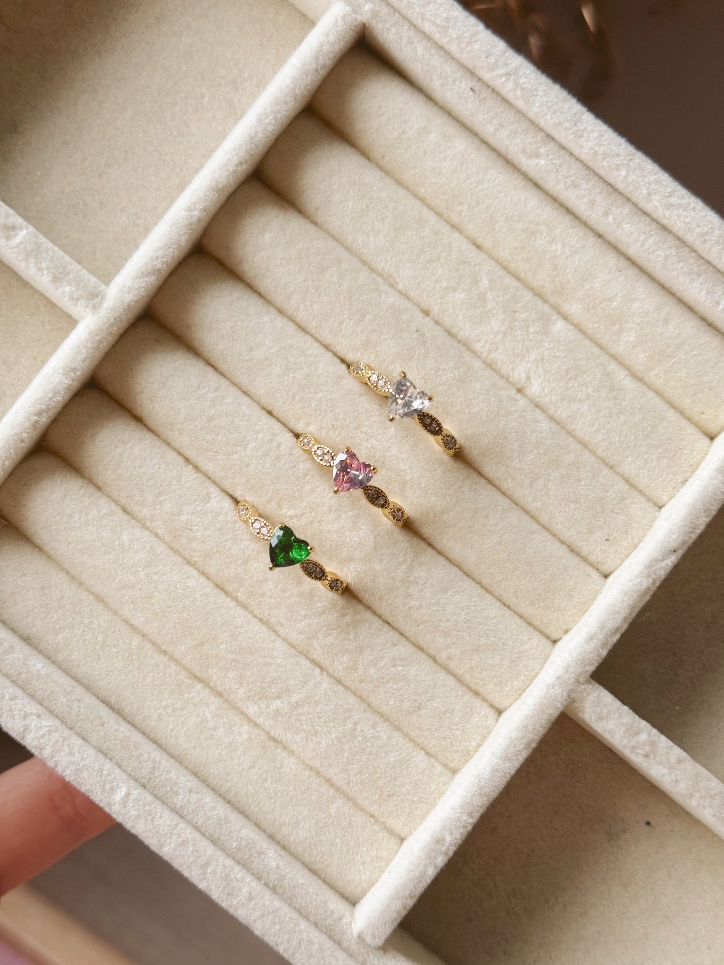 Heart band rings