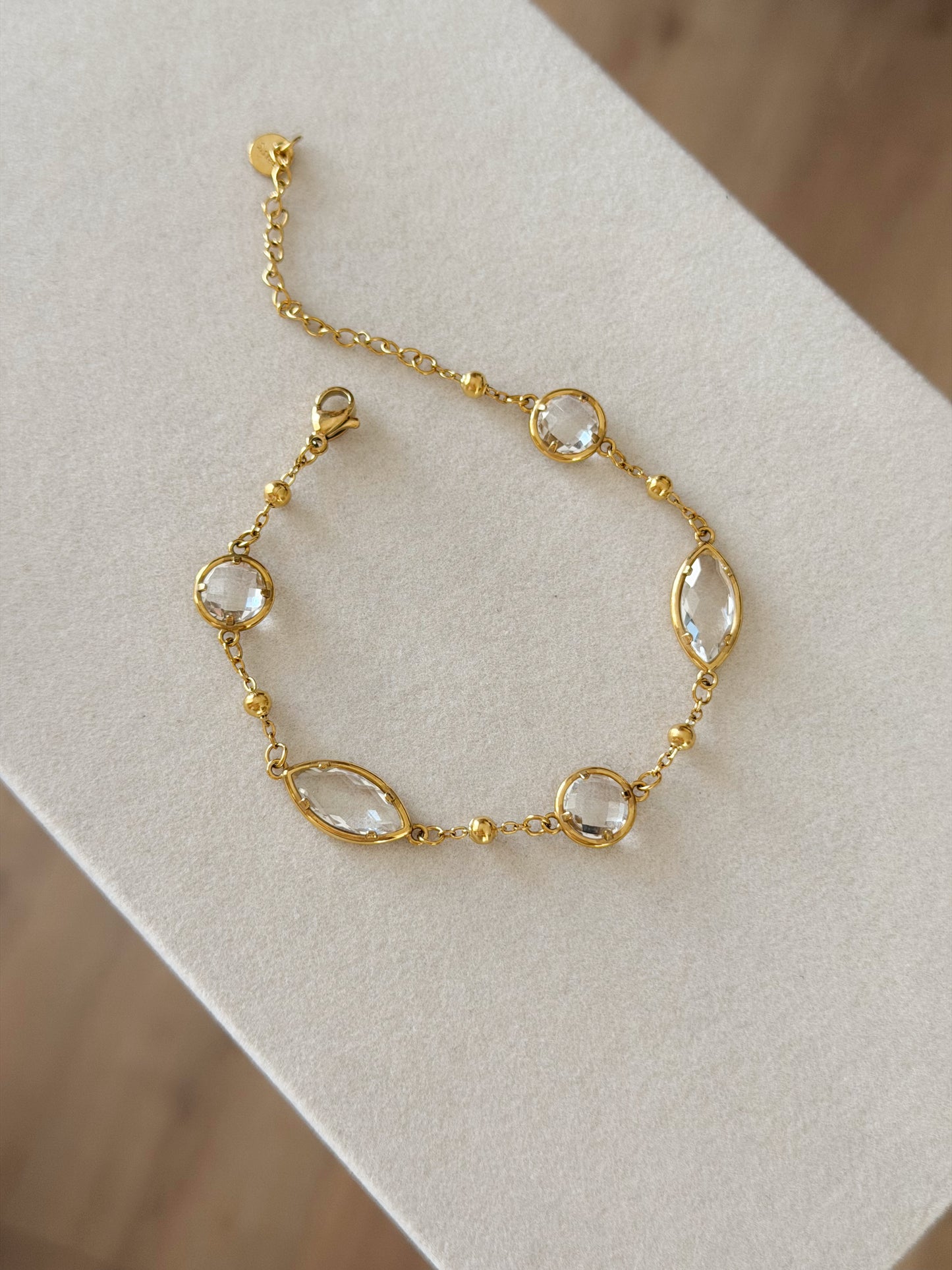 Bold stone bracelet