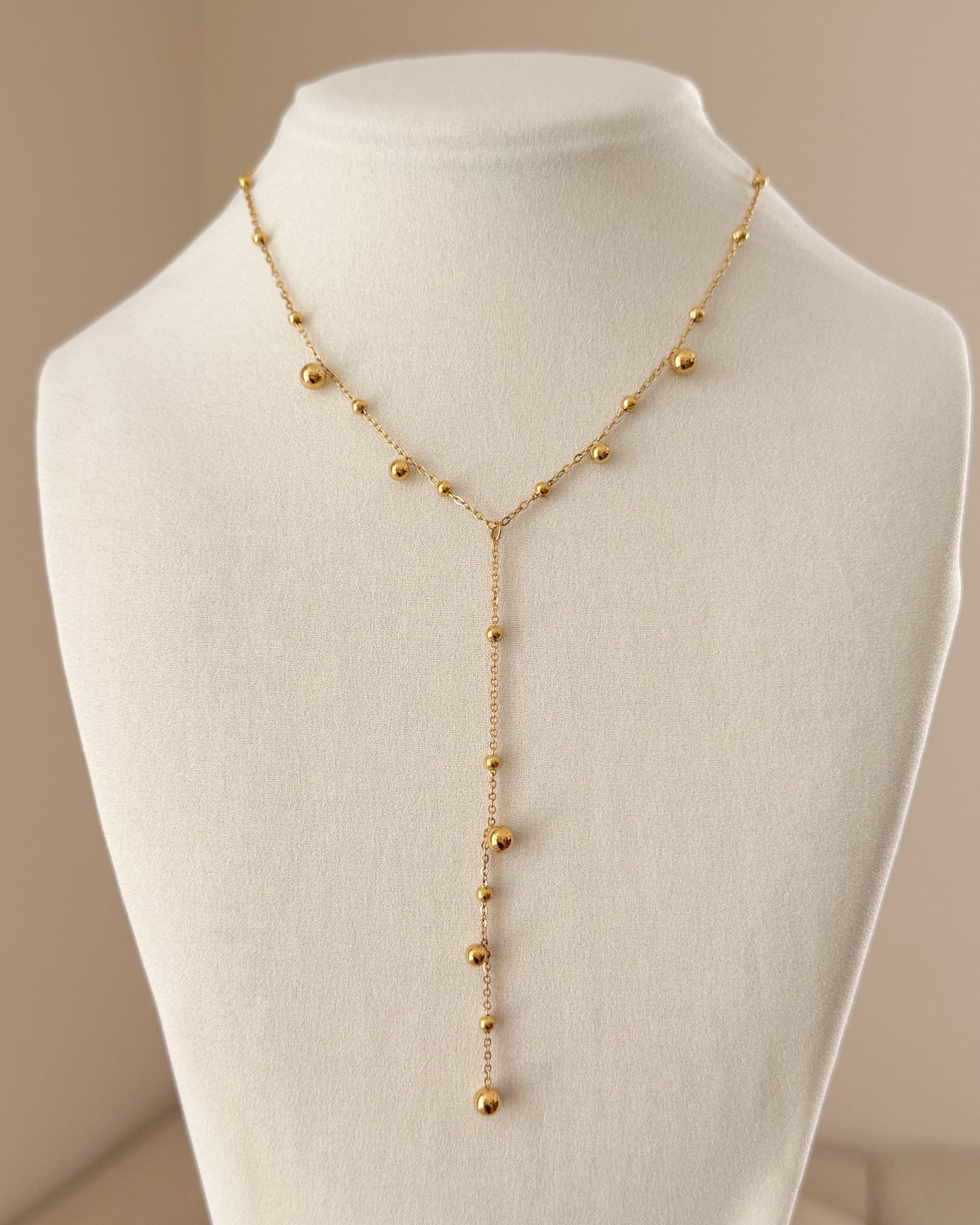 Y shape bead necklace