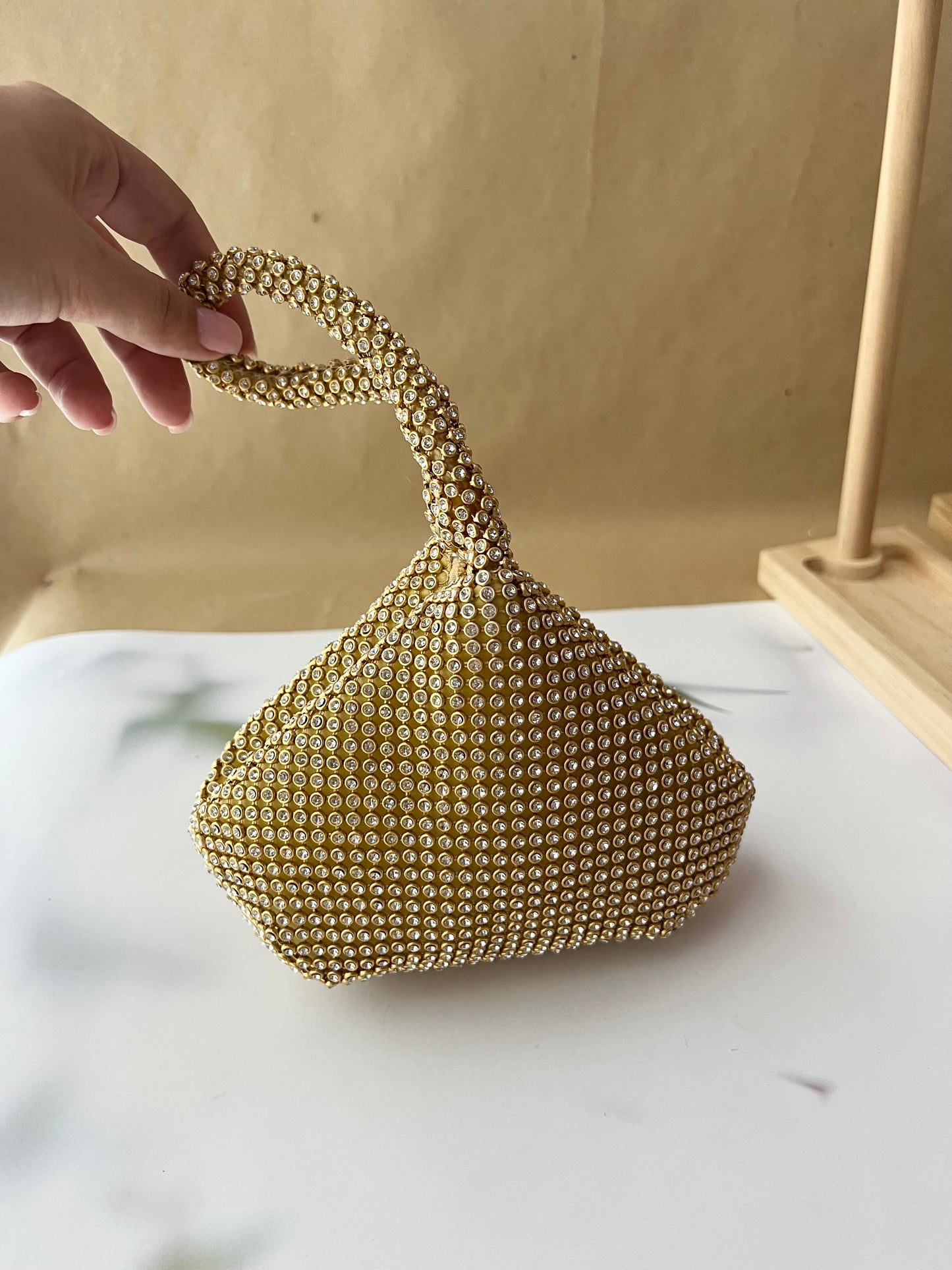 Pouch bag