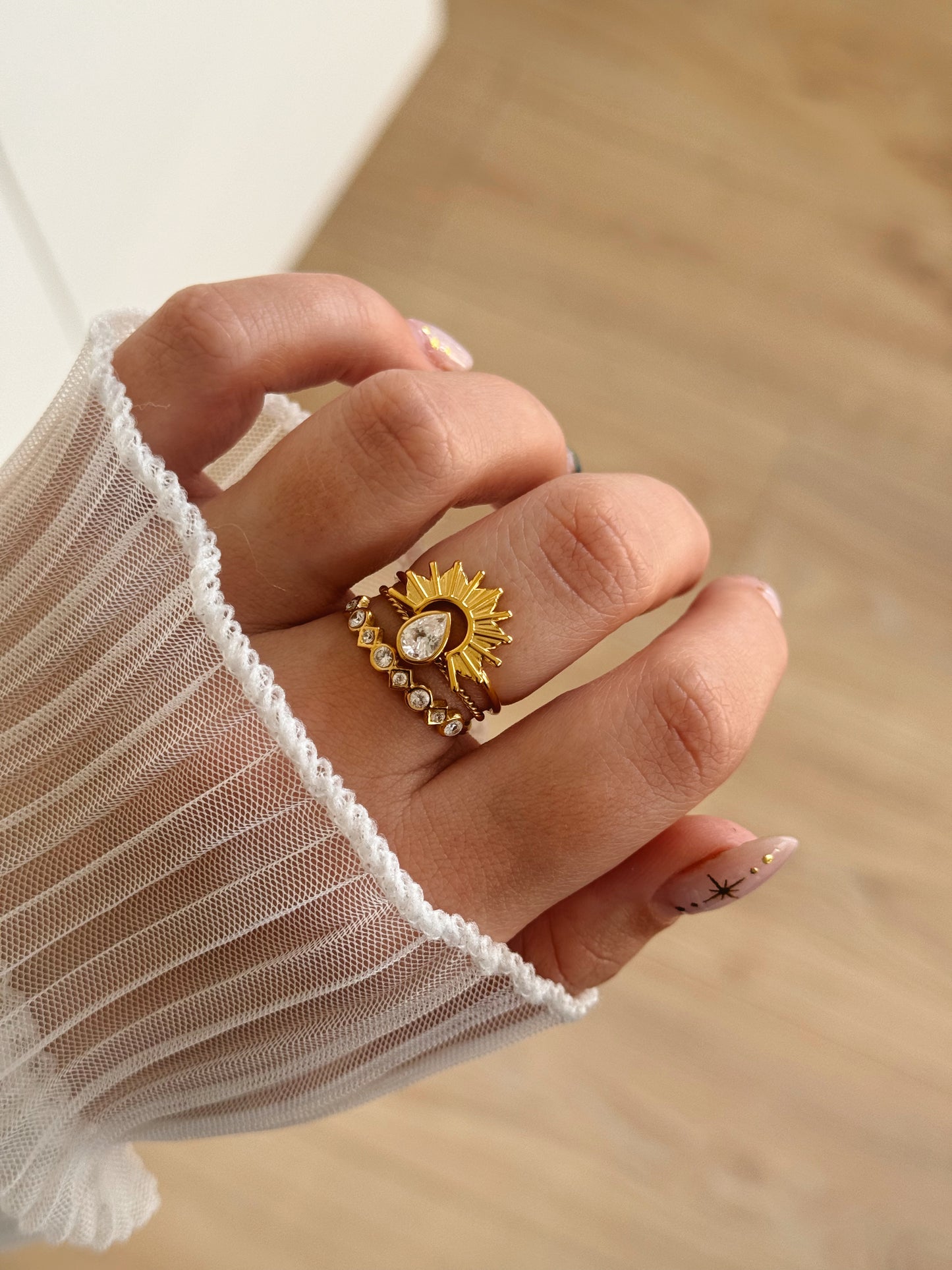 3 rings sunny set