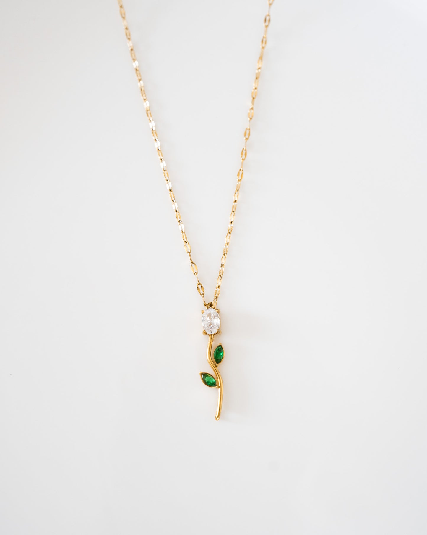 Rose flower necklace