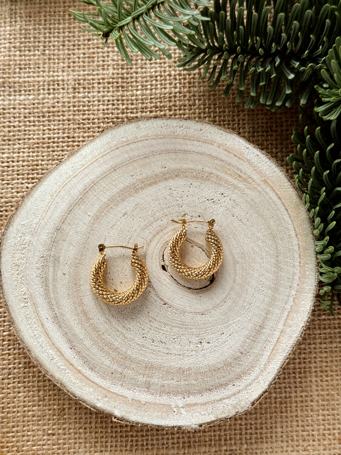 Dots hoops earrings