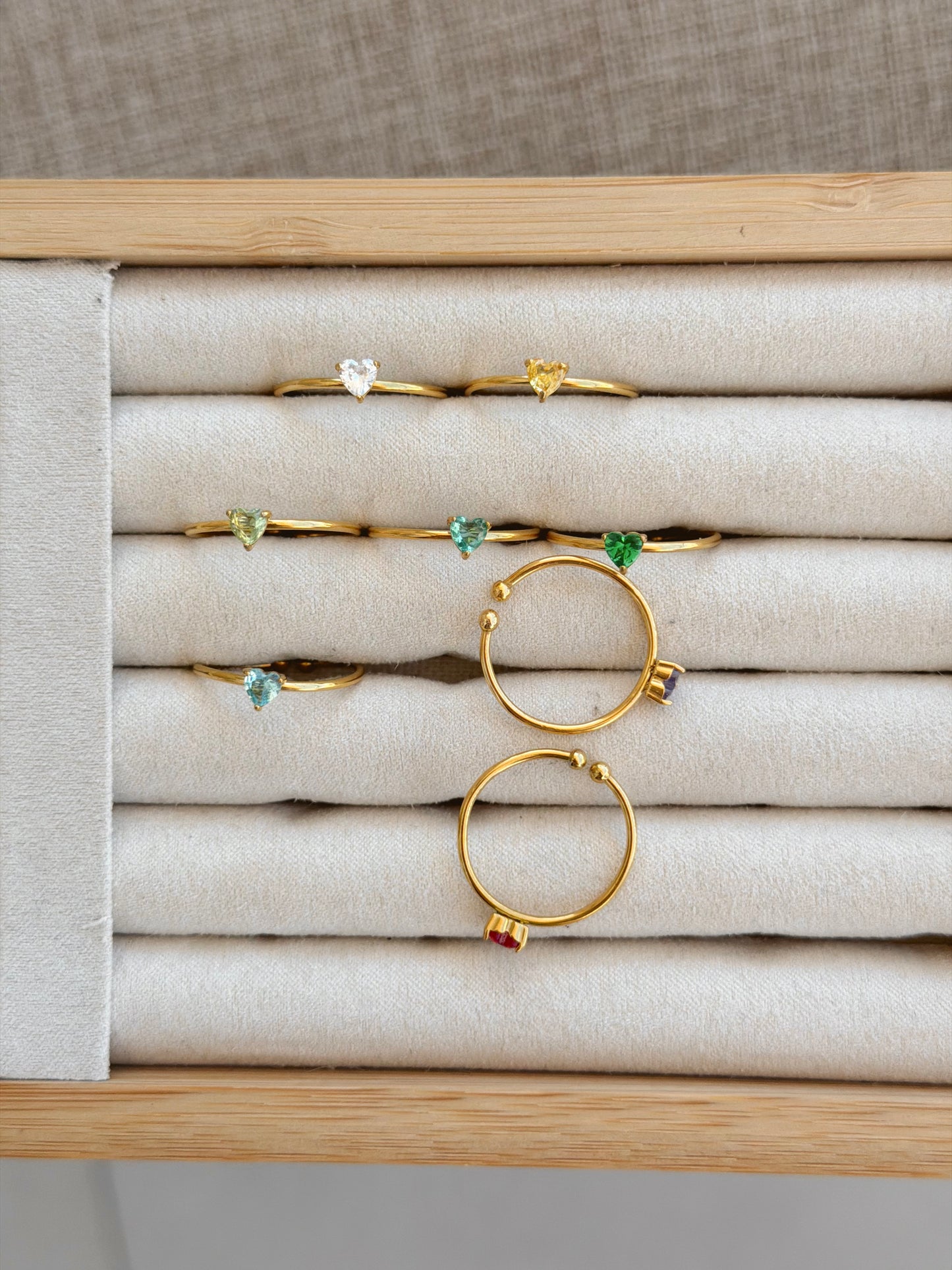 Minimal heart rings one size