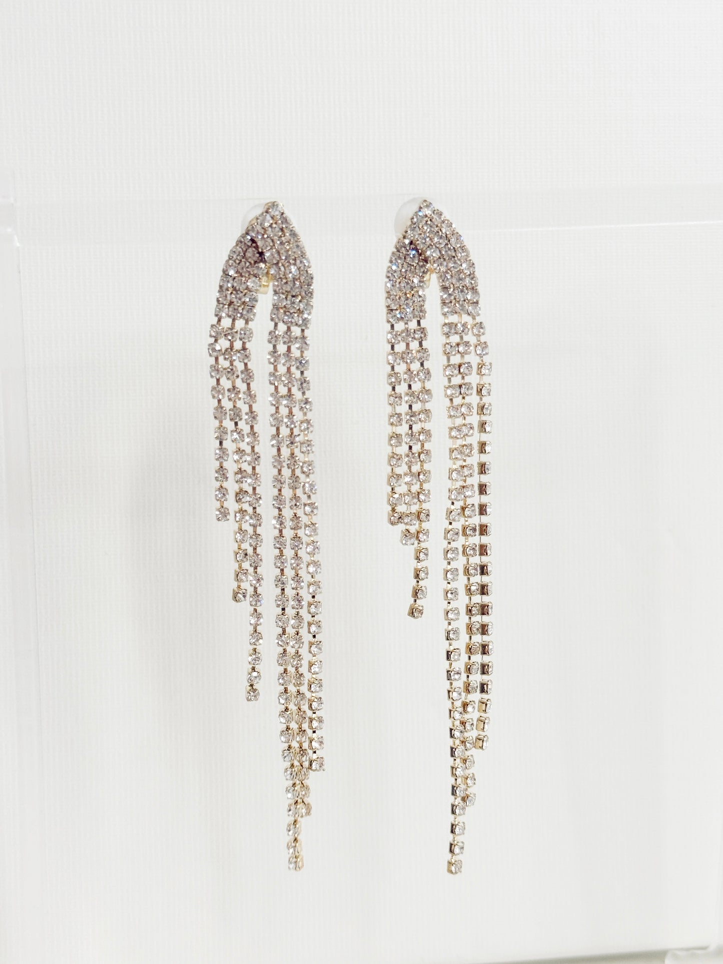Clip on earrings (no piercing)