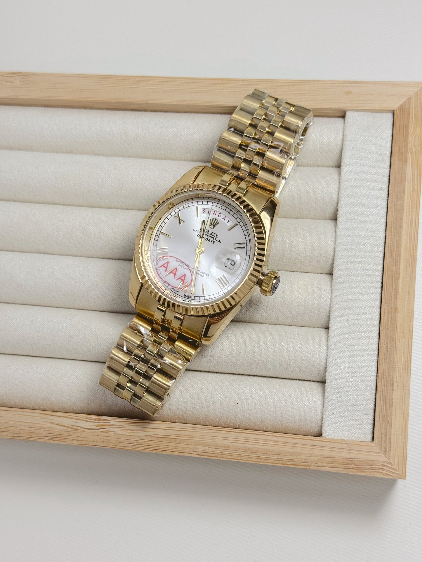 Full gold and white rolex unisex watch