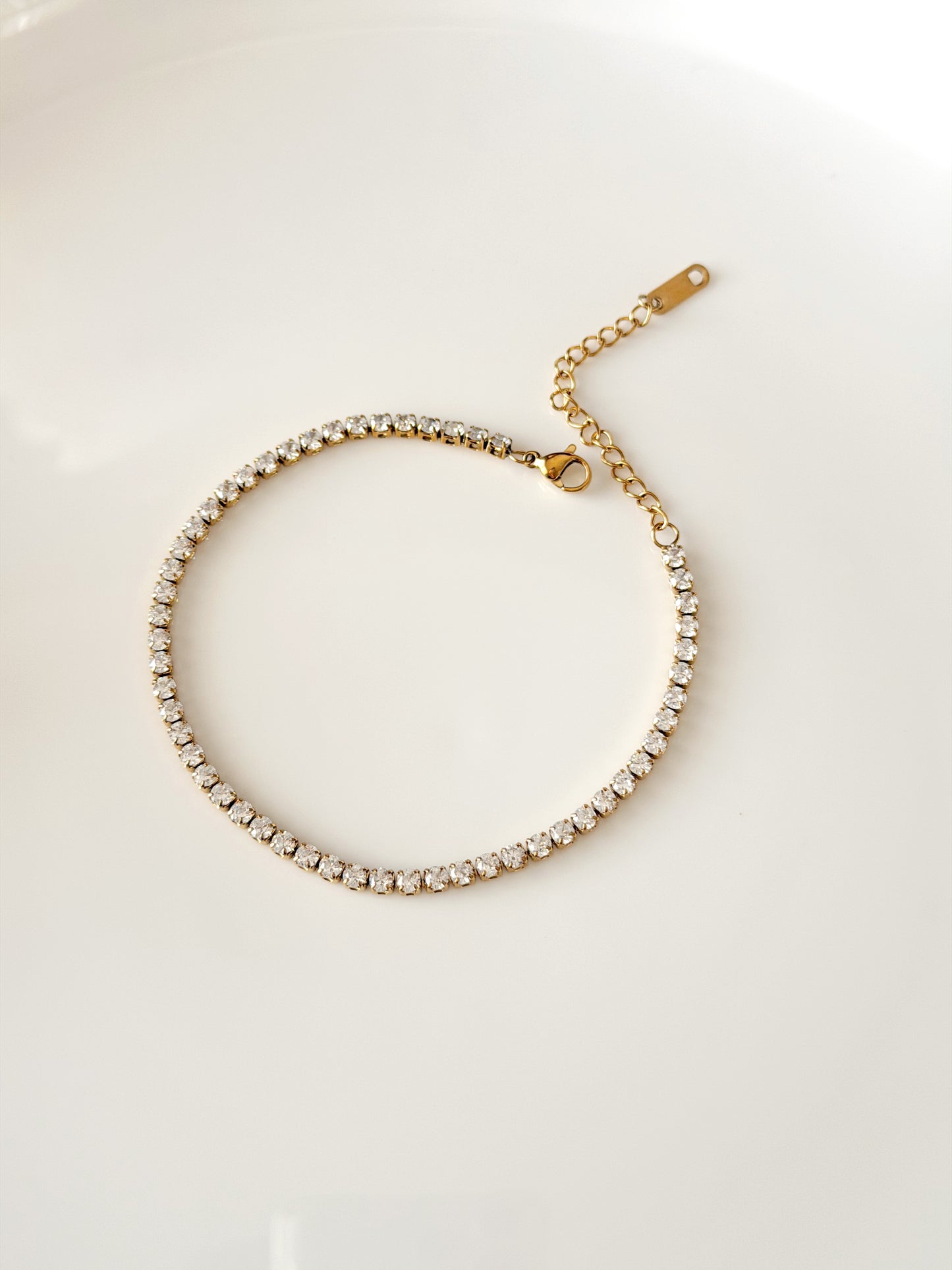 Gold tennis anklet