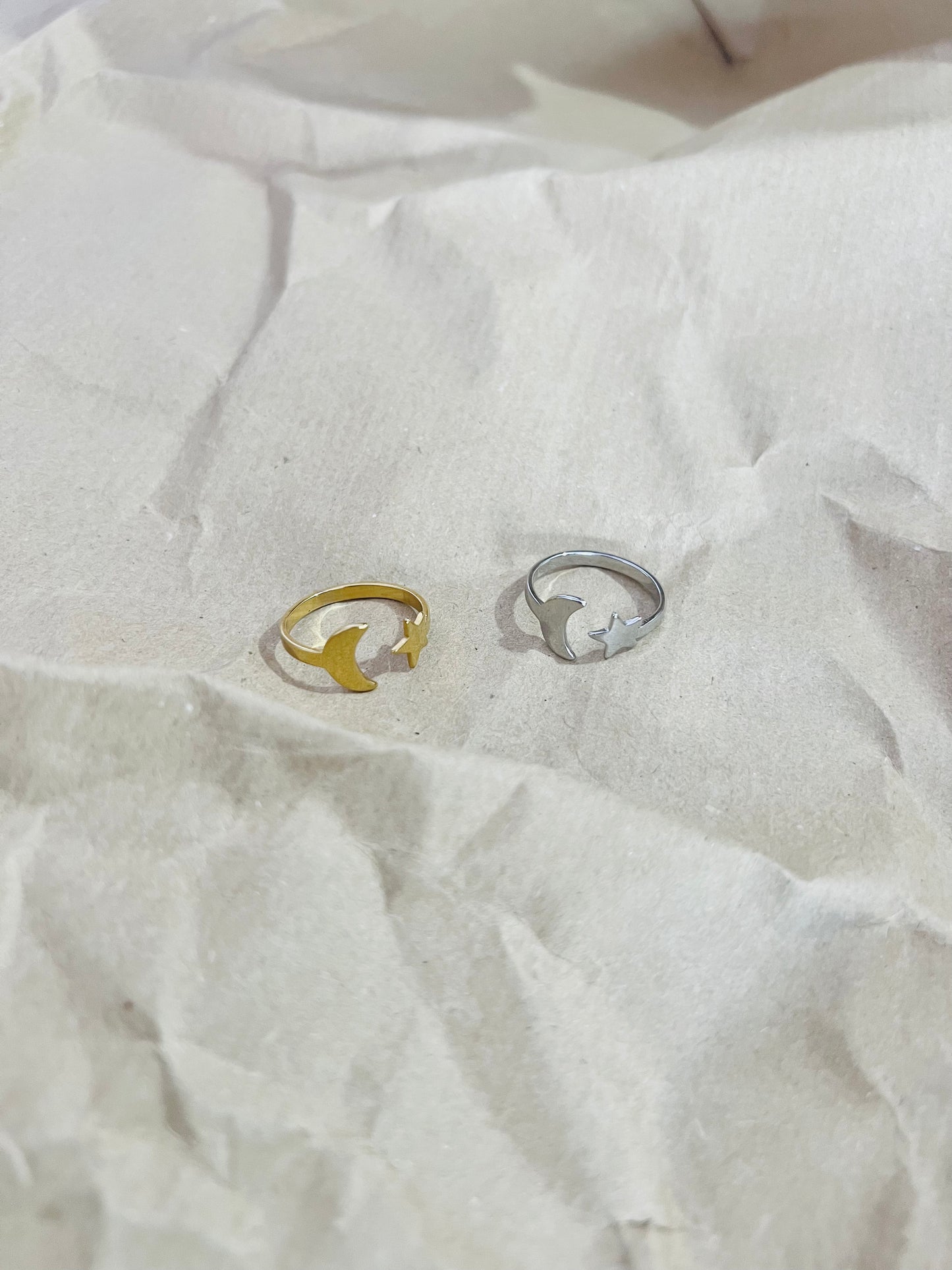 Moon and star ring