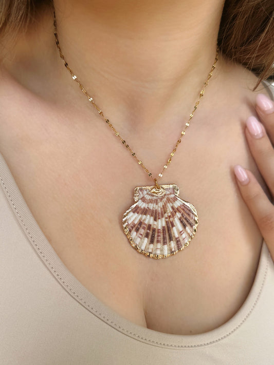 Summer seashell necklace