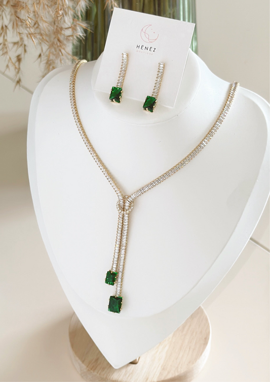 Emerald green necklace and earrings event set