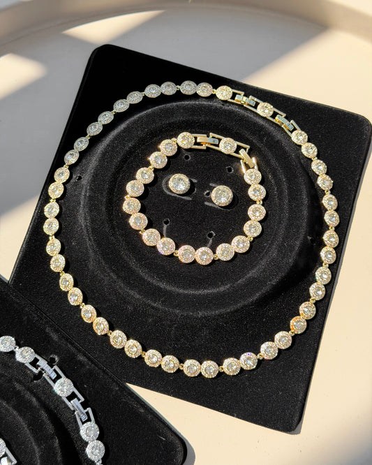 Swarovski angelic set ( gold round)