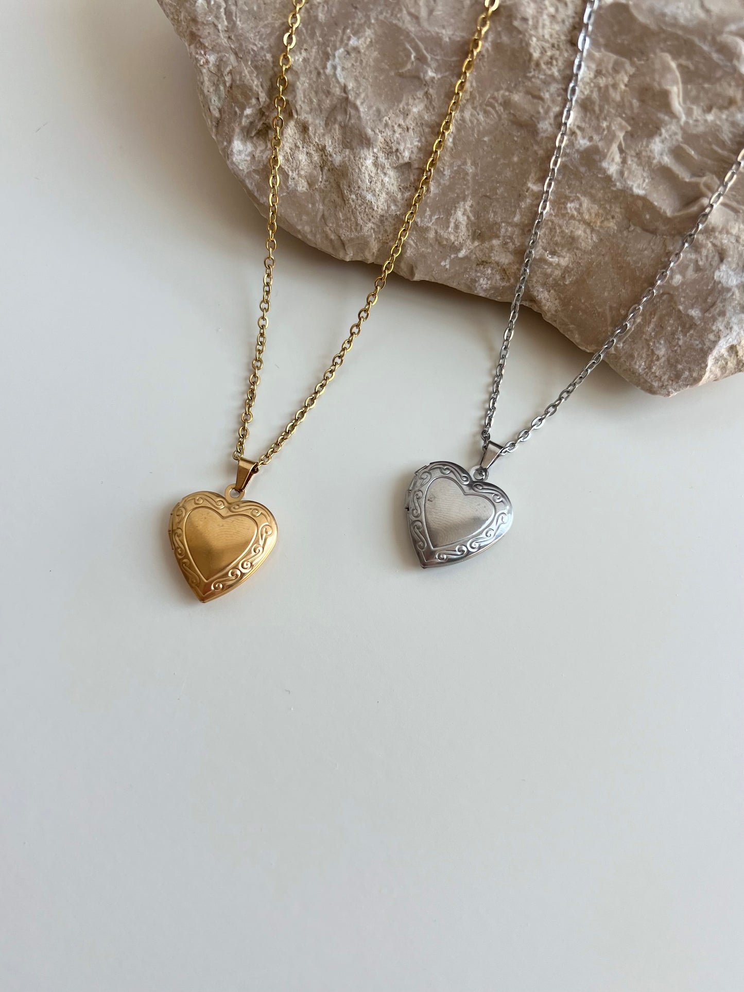 Locket necklace