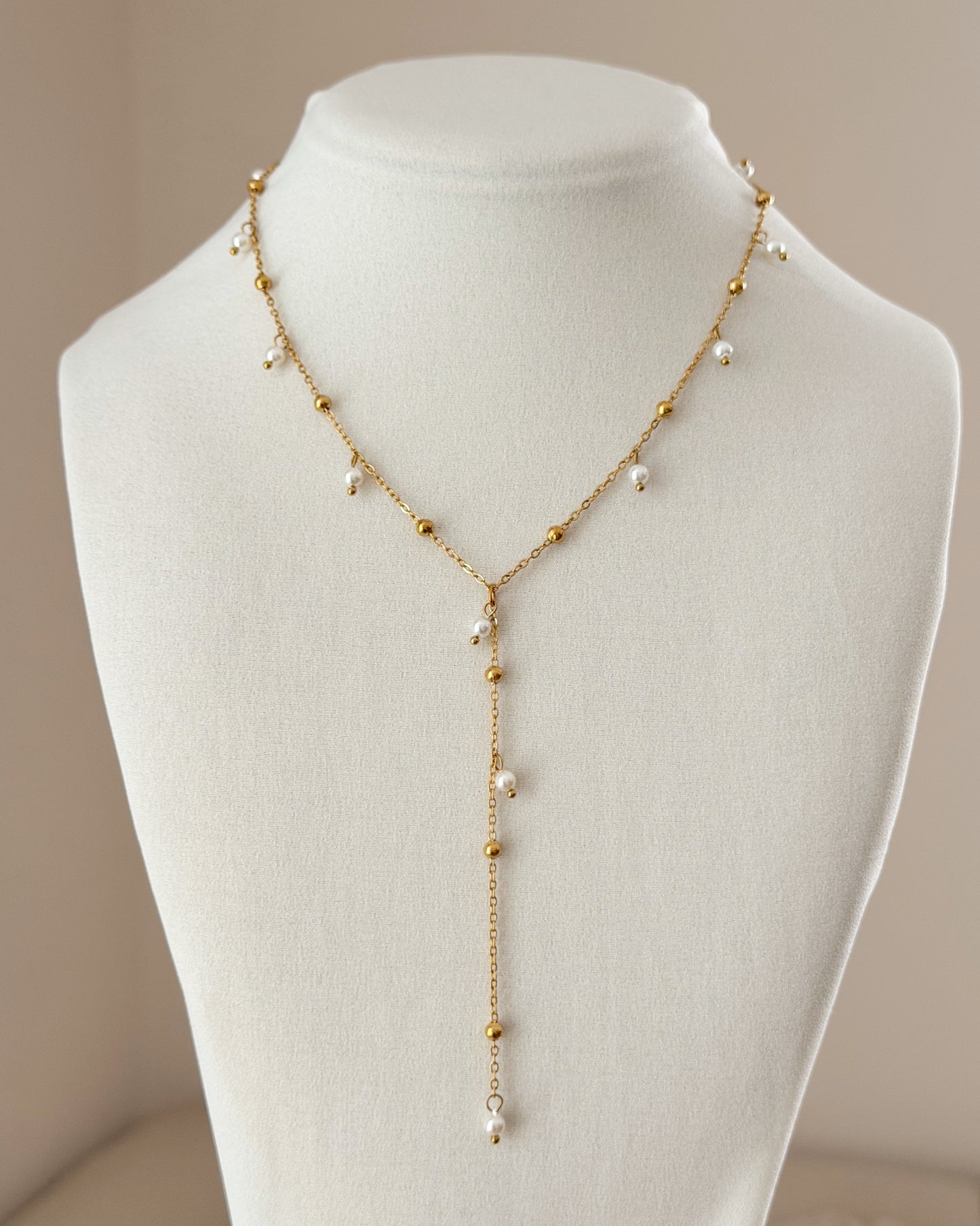 Y shape pearl necklace