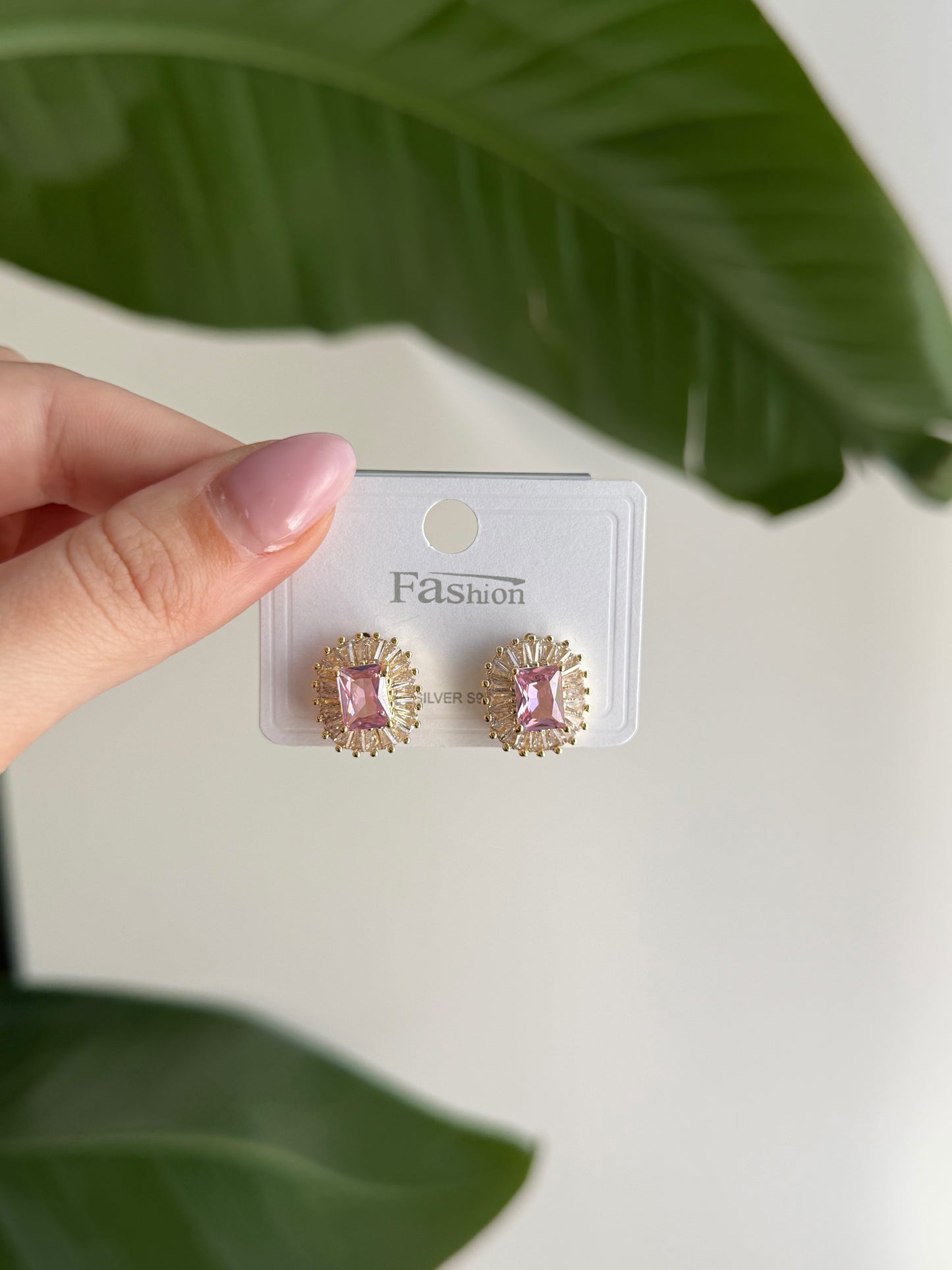 Gold and pink stone class earrings