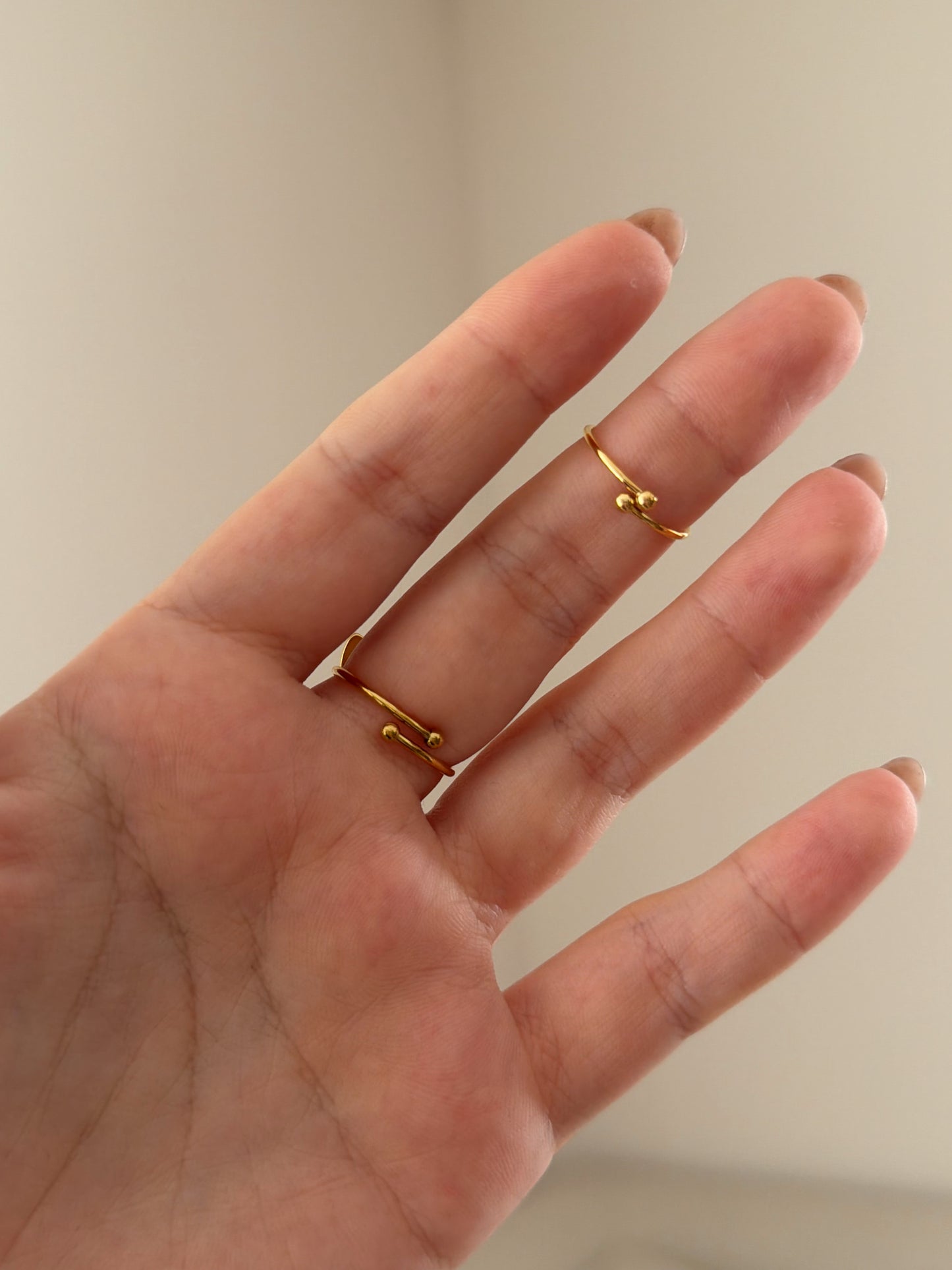 Double butterfly rings