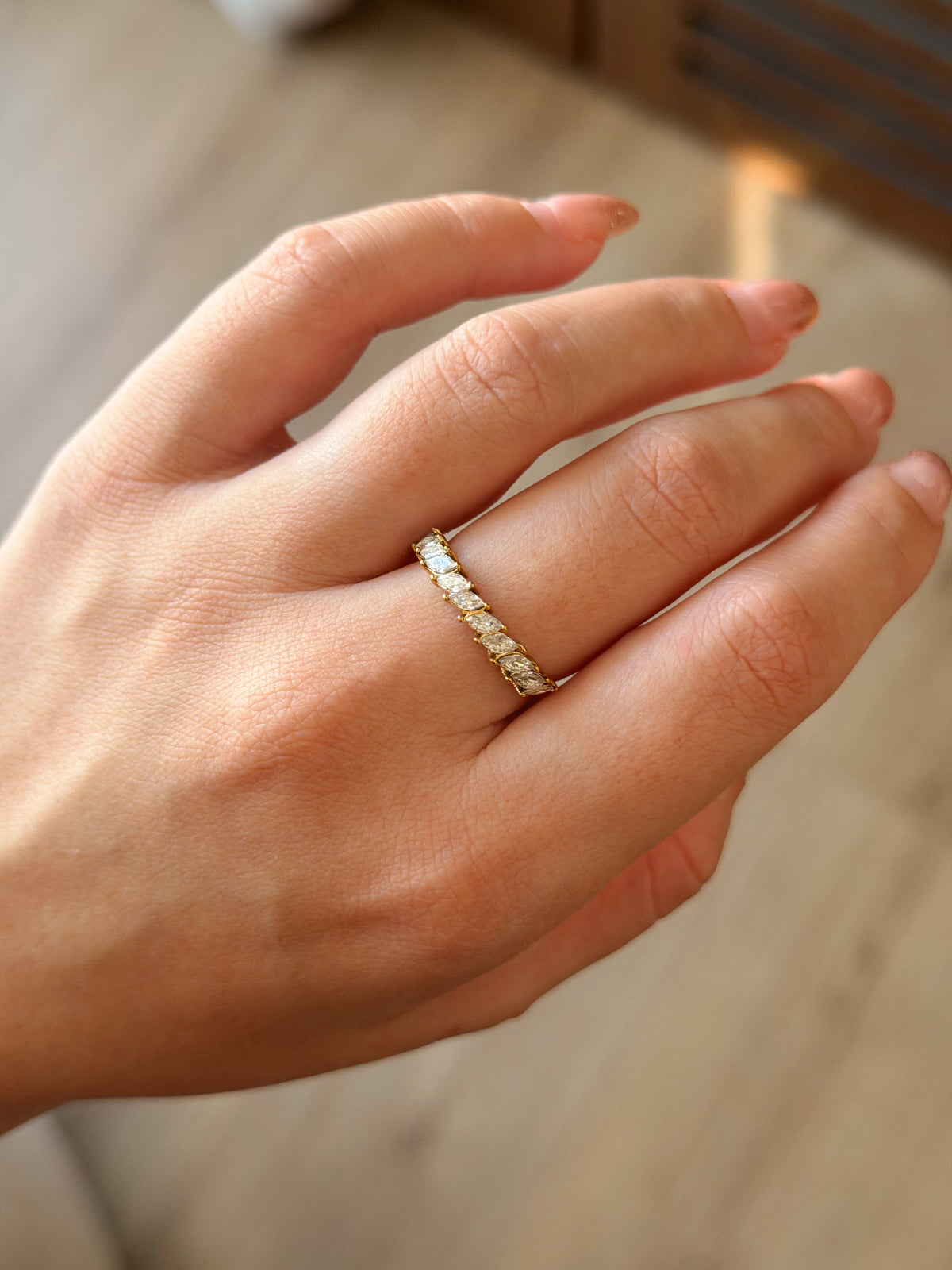 Gold stones ring