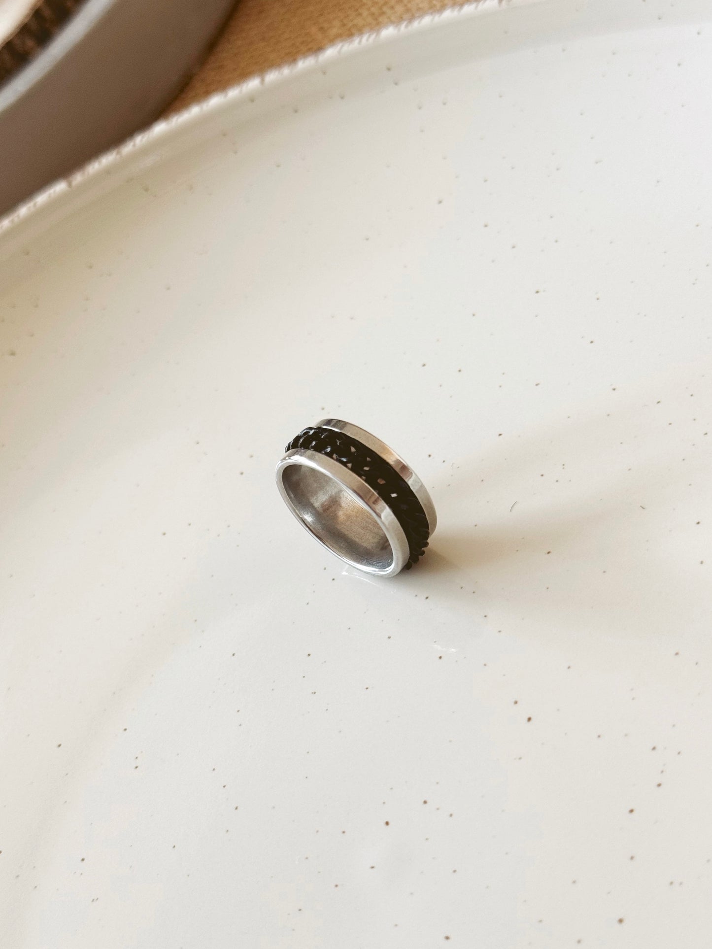 Spinner rings unisex black