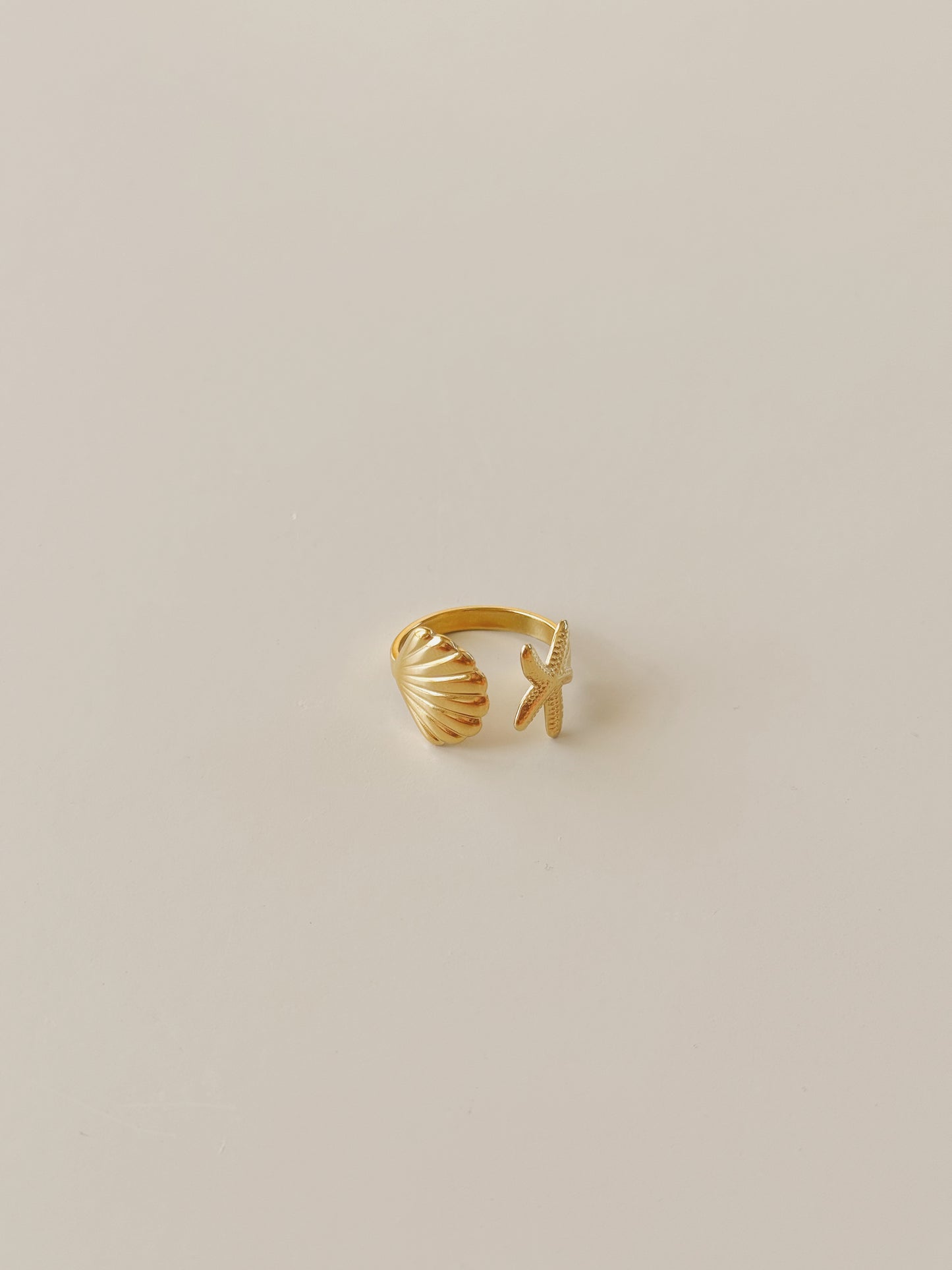 Seaside ring