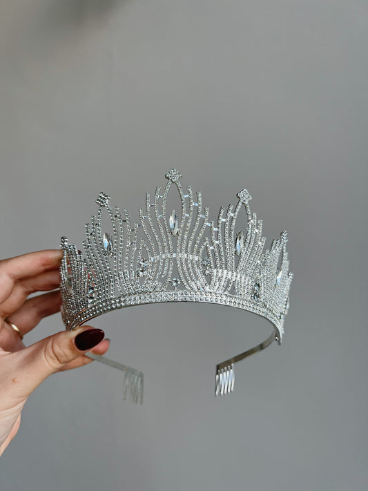 Glam crown