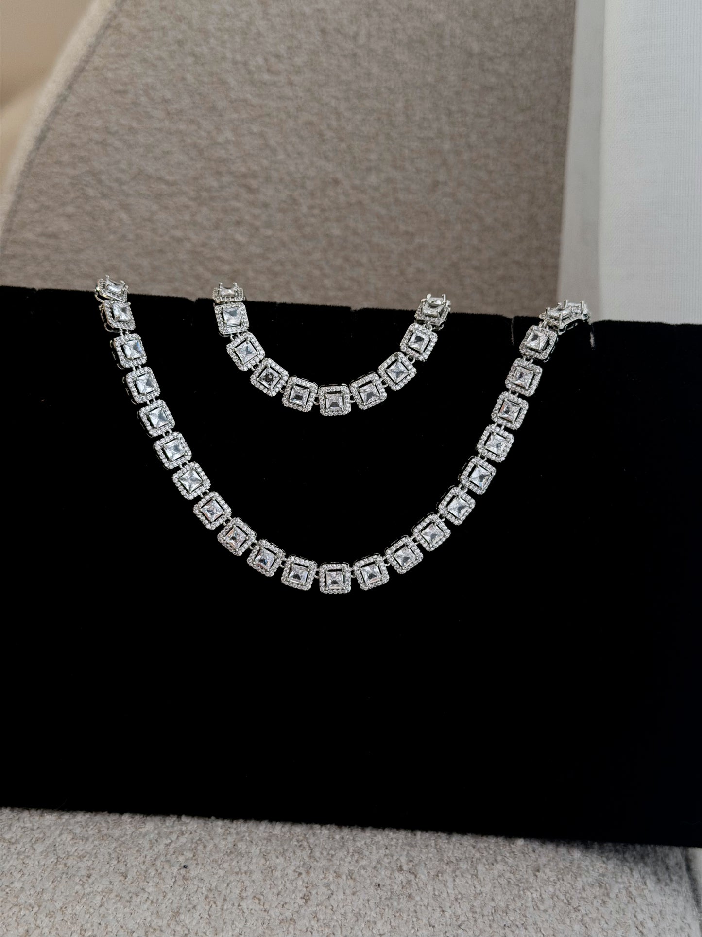Silver sparking tennis set