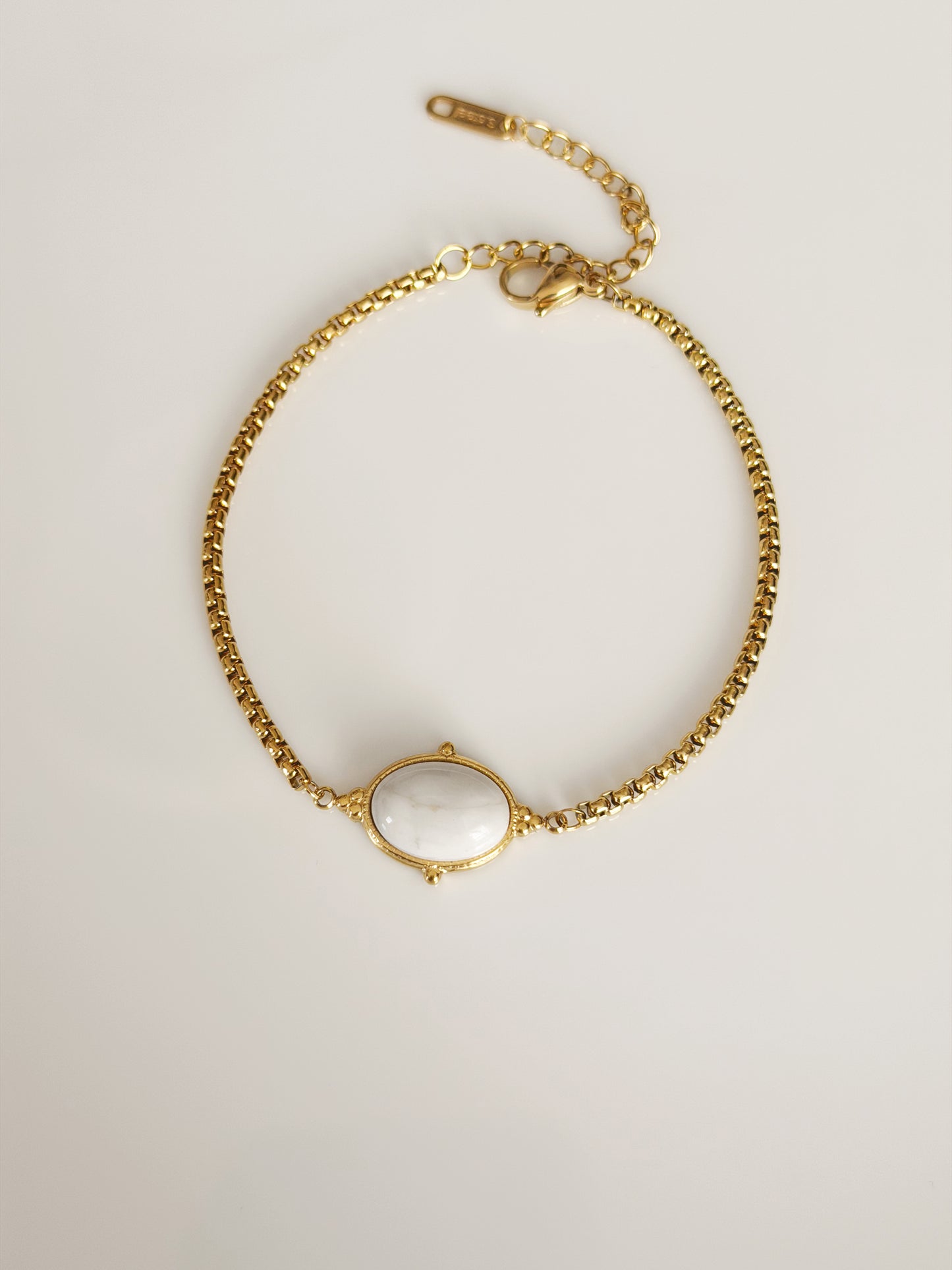 Vintage style bracelet