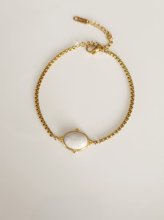 Vintage style bracelet