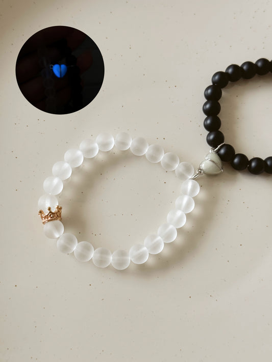 Couple glow in the dark crown bracelets set