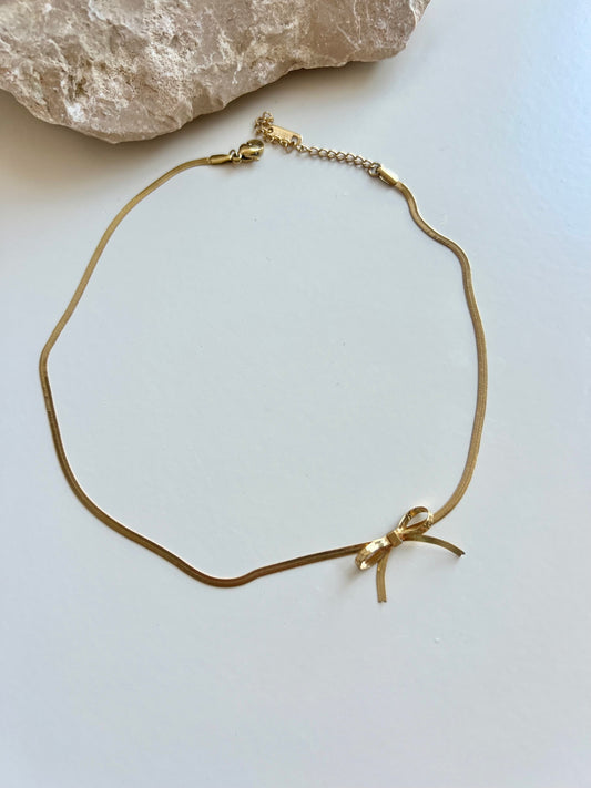 Bow choker necklace