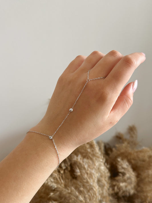 Hand chain silver