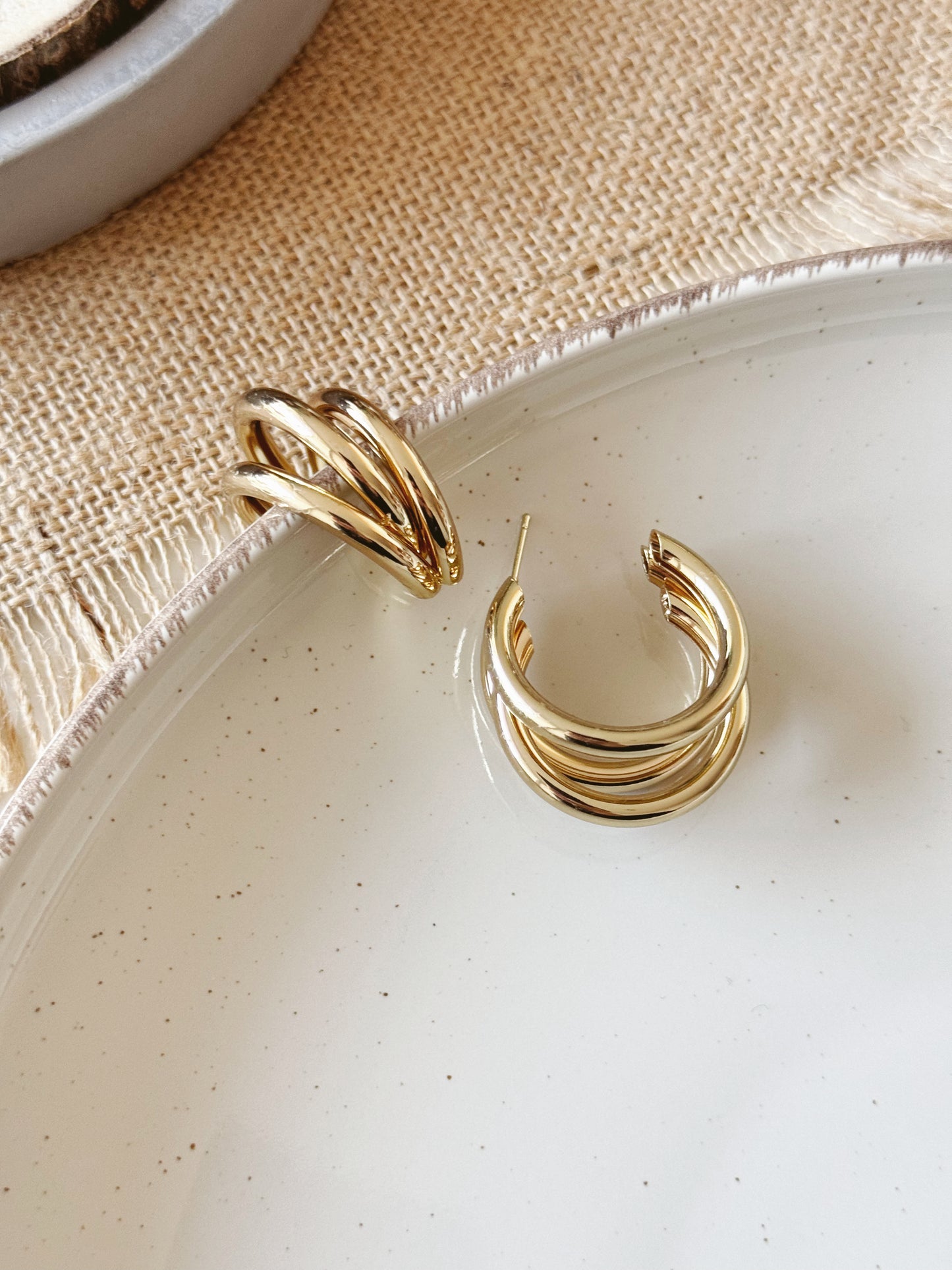 Triple big hoops earrings