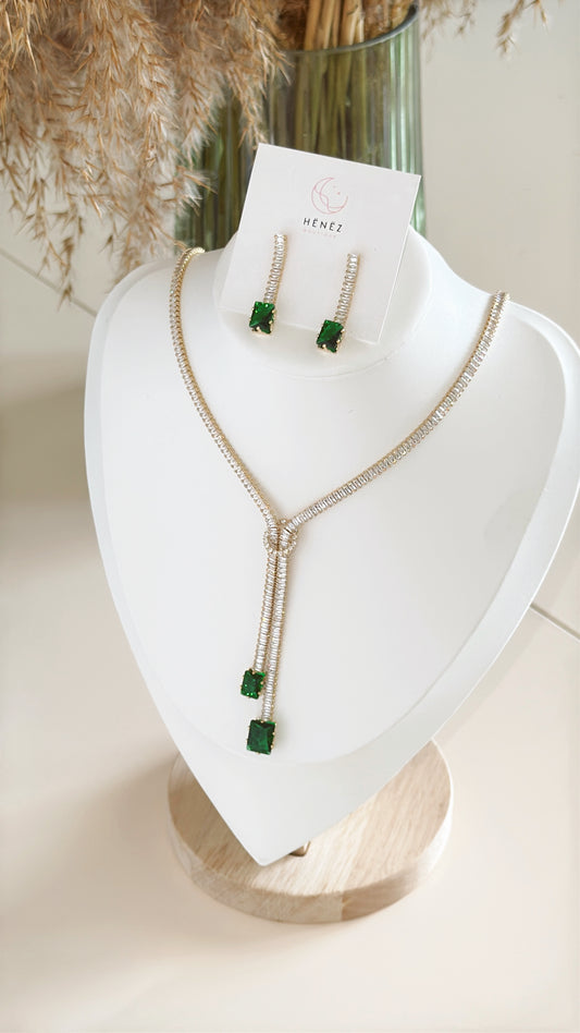 Emerald green necklace and earrings event set