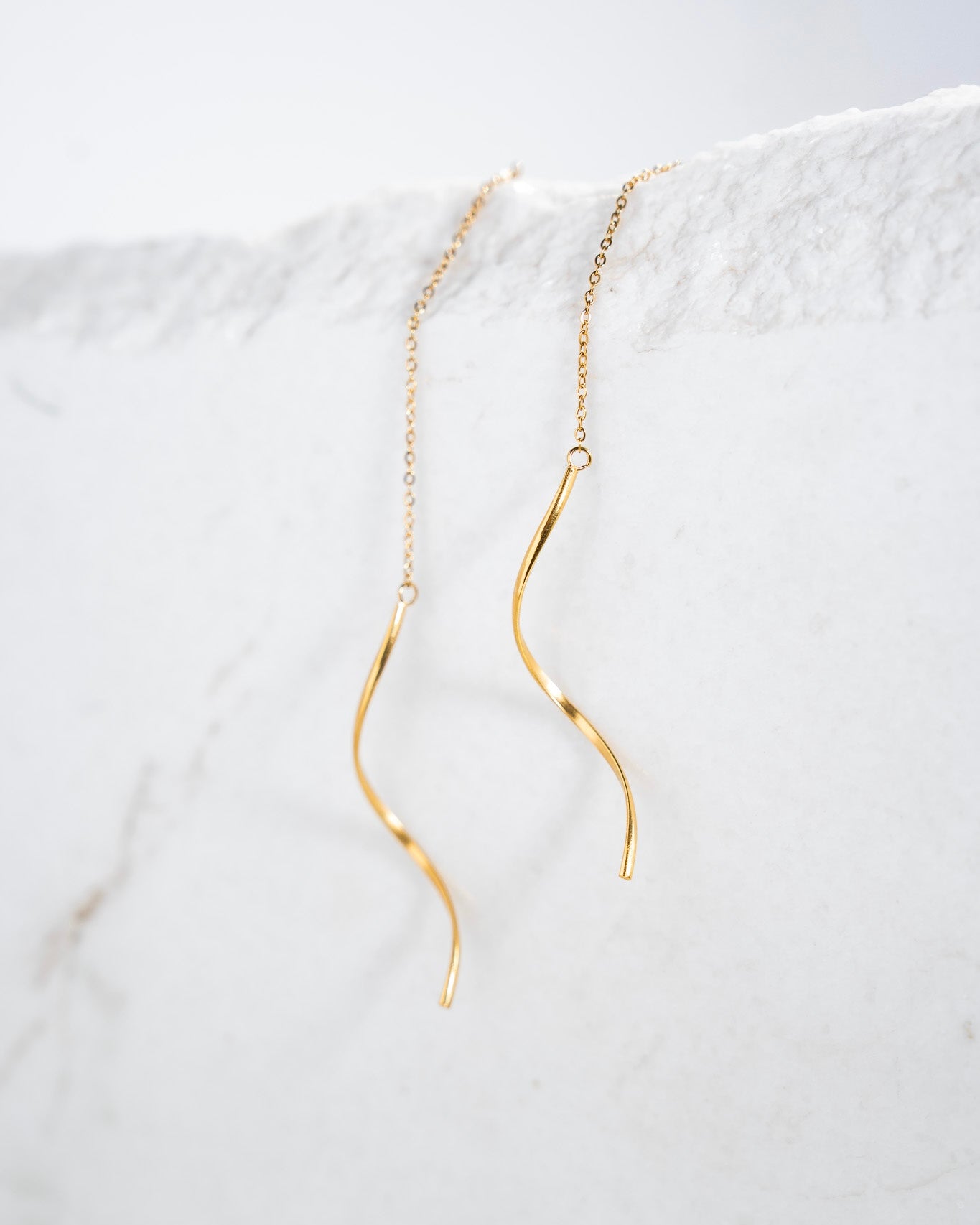 Long tassel golden earrings
