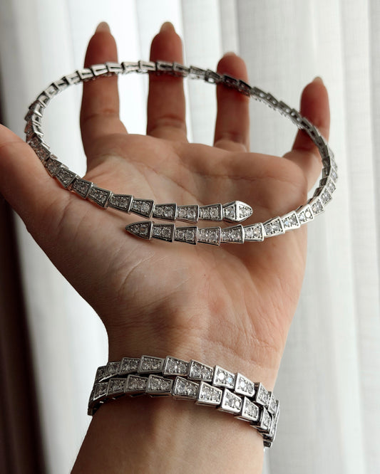 Bvlgari snake rhodium Set ( necklace & bracelet )