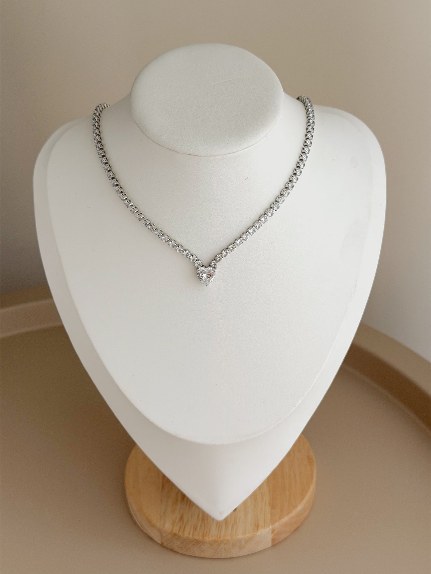 Silver white heart tennis necklace