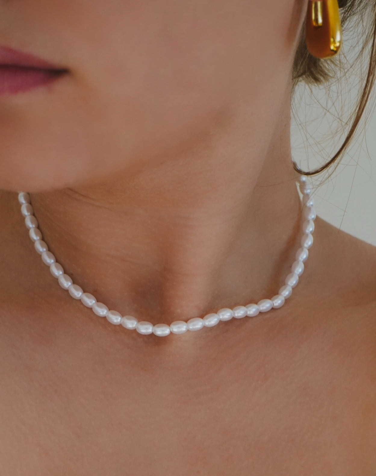 Oval Pearly necklace