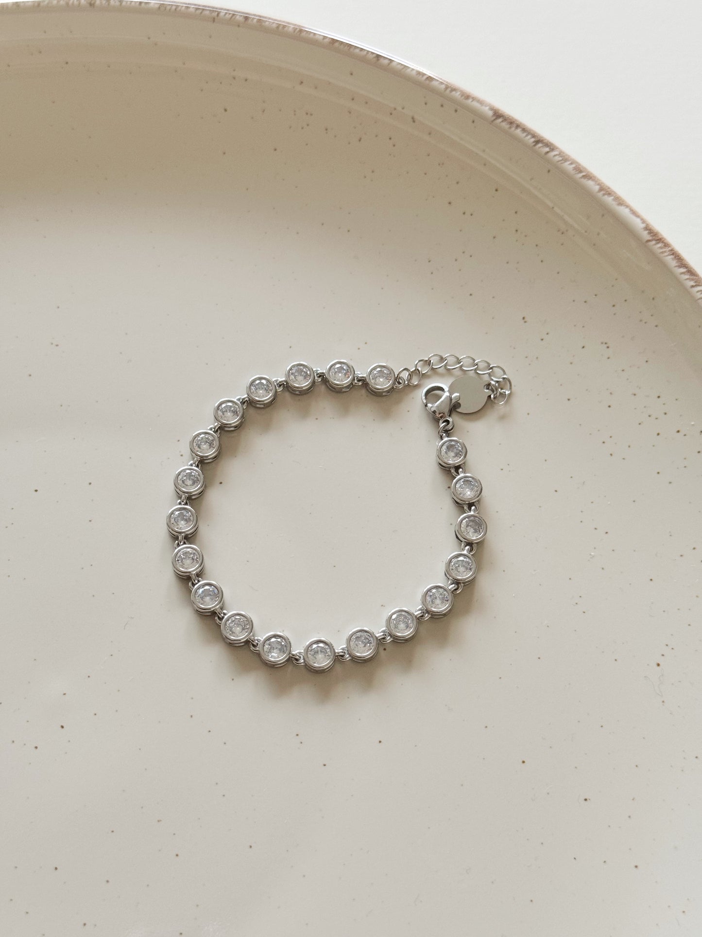 Tennis swarovski style bracelet silver & white