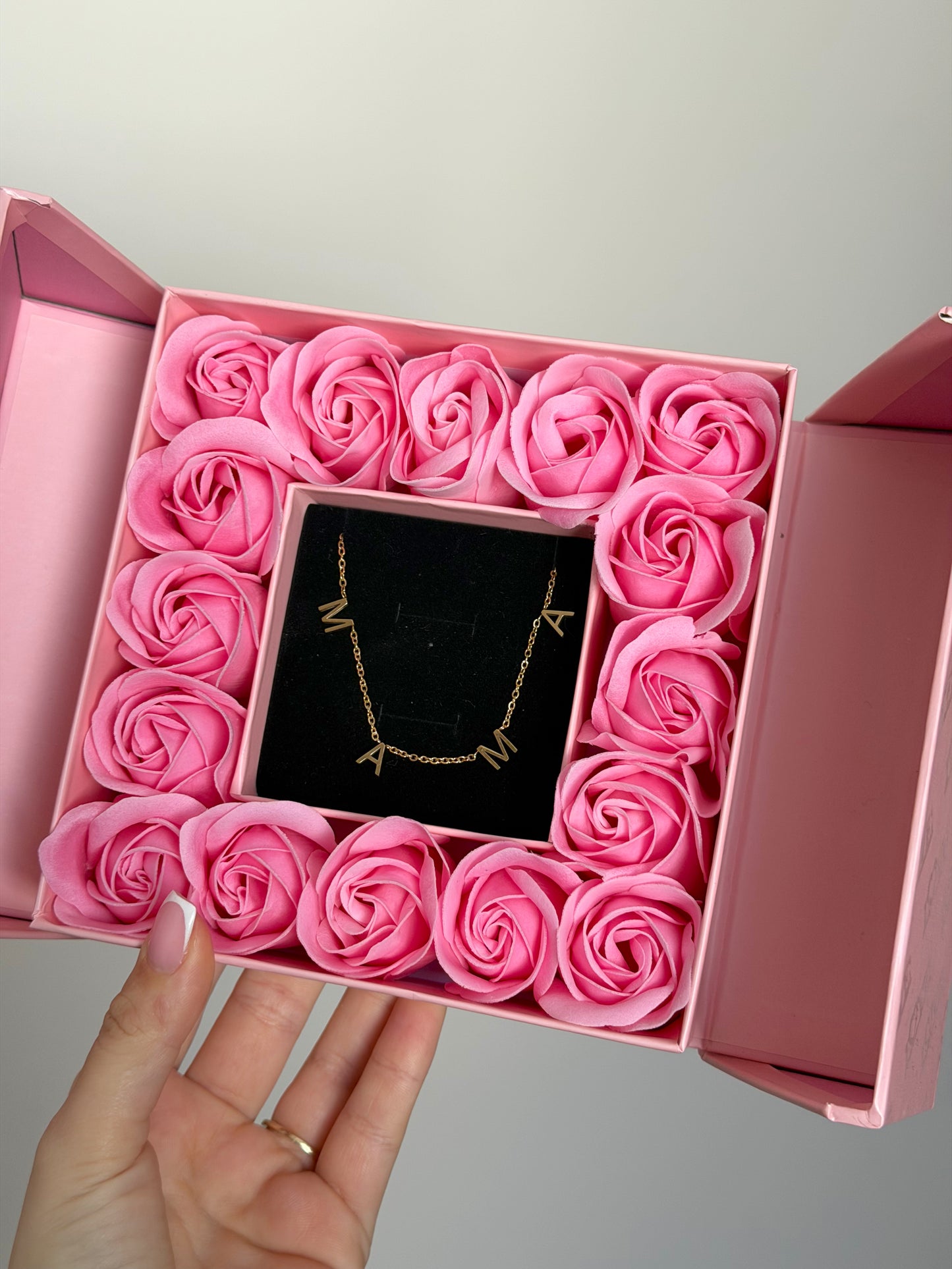 MAMA necklace Gift set for mom