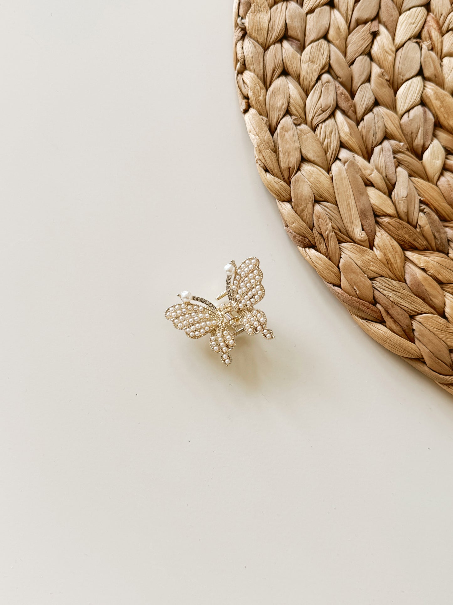 Mini butterfly hair clip