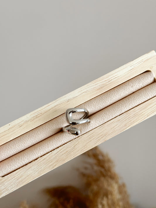 Unaze silver trend
