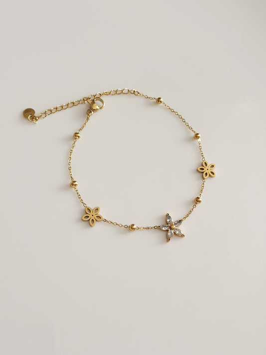 Flower bracelet