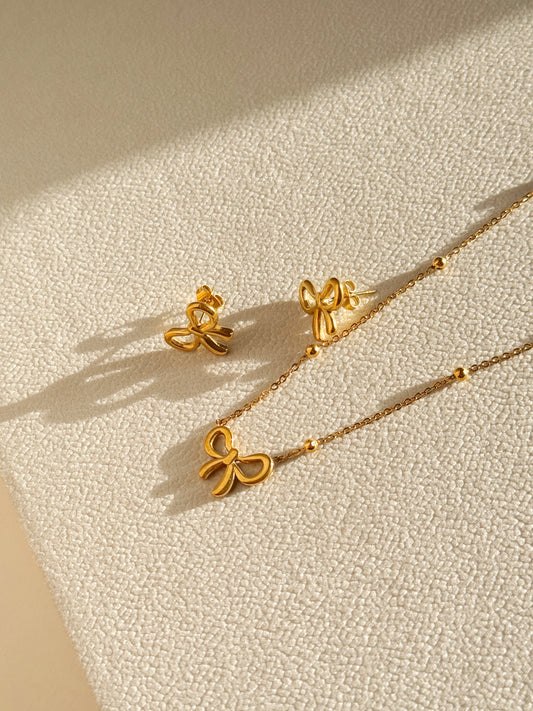 Bow necklace and earrings
