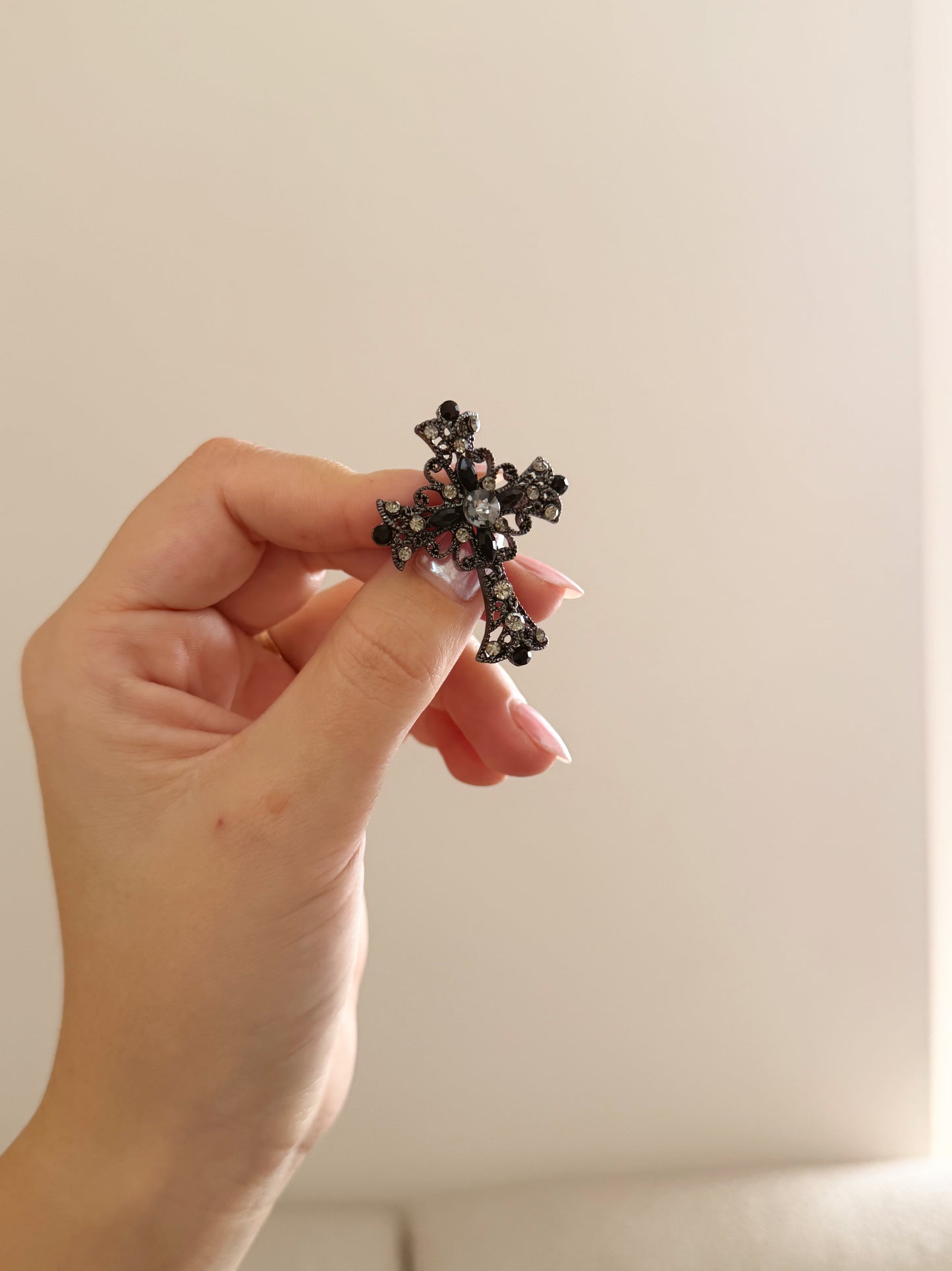Cross brooch