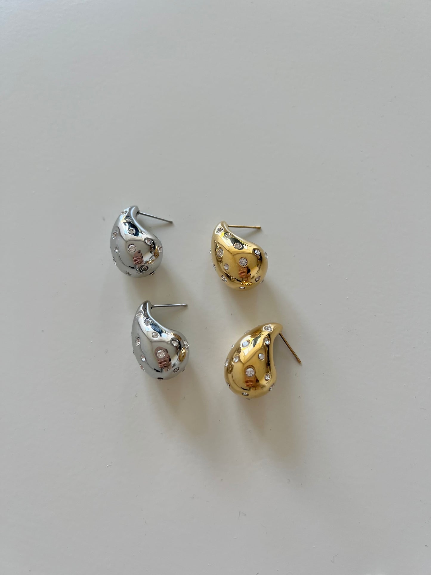 Sparkle drop earrings