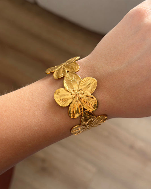 Flower hand cuff bracelet